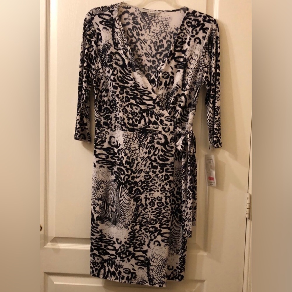 NWT Peter Nygard Dress
